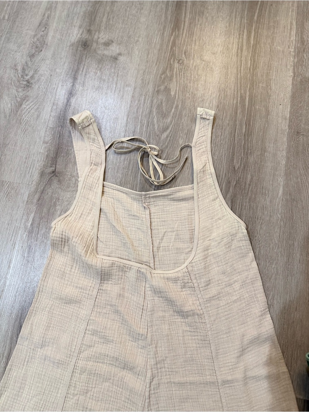 Zenana Set - Beige Gauze Jumpsuit, and Green Brami - S/M/L - Picture 5 of 15